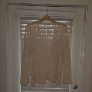 Elegant Crochet Cardigan in Cream